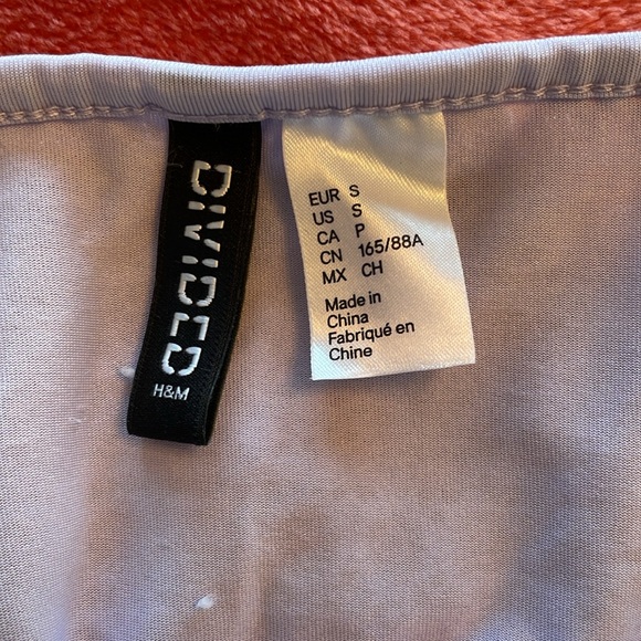 H & M Light Lavender Purple Crochet Dress with Adjustable Straps Size Small - Picture 5 of 10